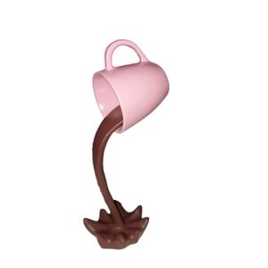 3D Coffee Cup Spill Art